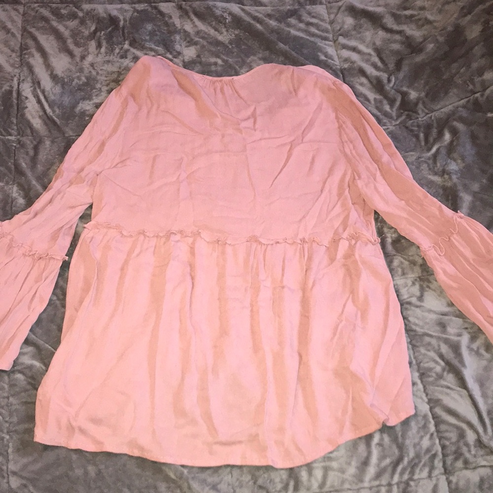 Pink blouse - Picture 3 of 3